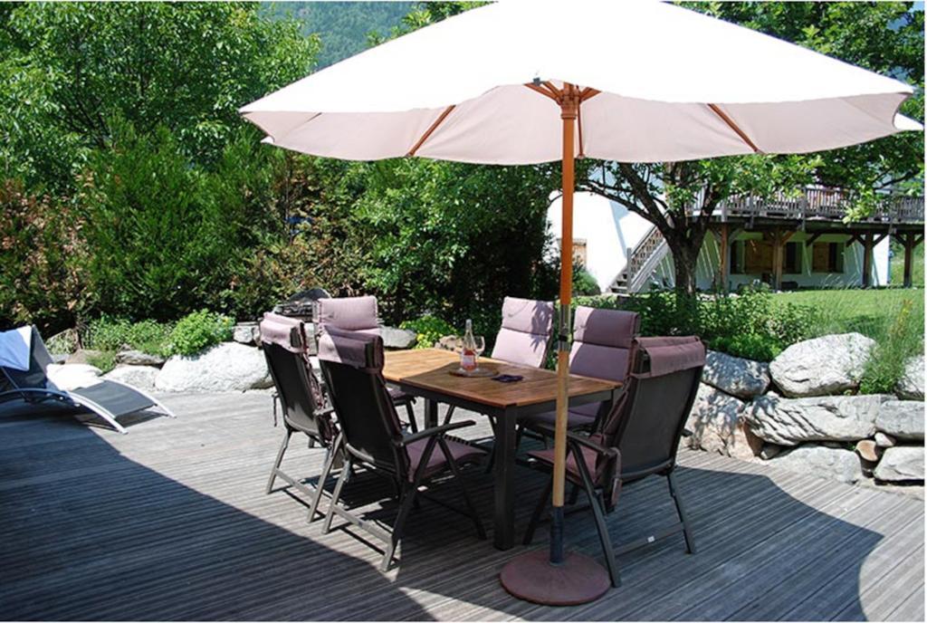Tiki Lodge - Hot Tub & Sauna Chamonix Ngoại thất bức ảnh